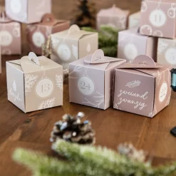 Adventskalender zum Befüllen mit 24 Henkelboxen beere