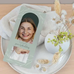 Einladung 60. Geburtstag mit Lesezeichen "Moderne Zweige"