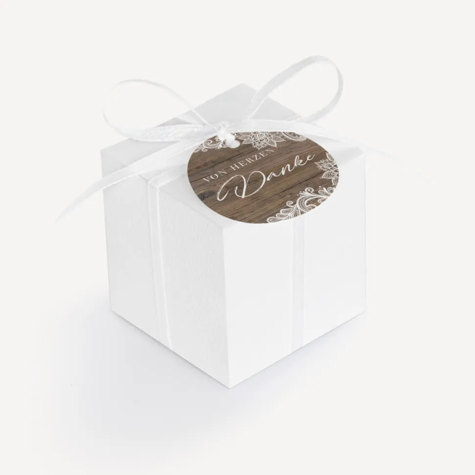 Gastgeschenk Box + Anhänger "Holz und Spitze"