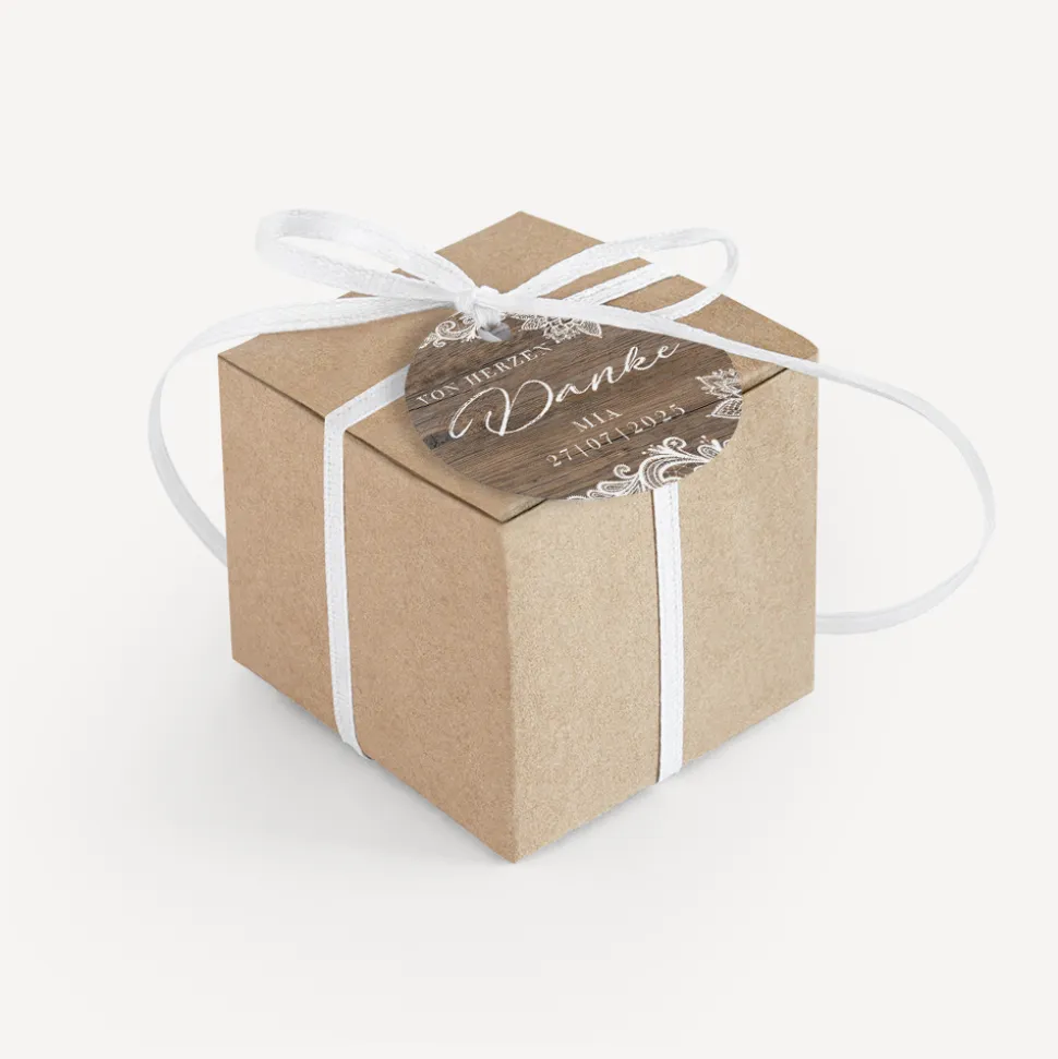 Gastgeschenk Box + Anhänger "Holz und Spitze"