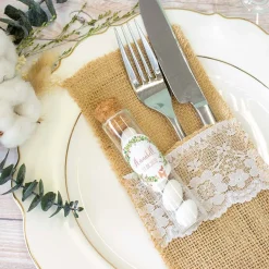 Gastgeschenk Taufe Glasröhrchen + Aufkleber Blumenkranz